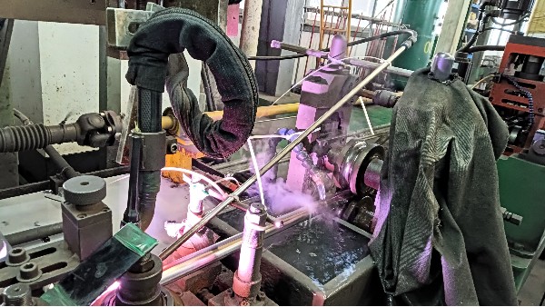 液冷中心管道所需要的不銹鋼管，應該如何選擇